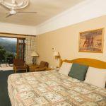 Cathedral Peak Hotel