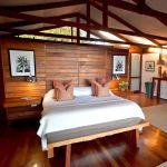 Makakatana Bay Lodge