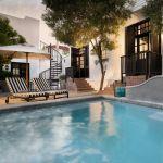 Cape Cadogan Picture 5