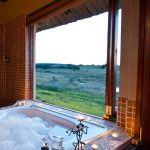 Hlosi Game Lodge Picture 6