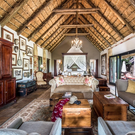 The stunning Presidential Suite at Sabi Sabi Selati