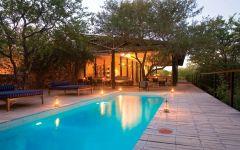 Gomo Gomo Game Lodge